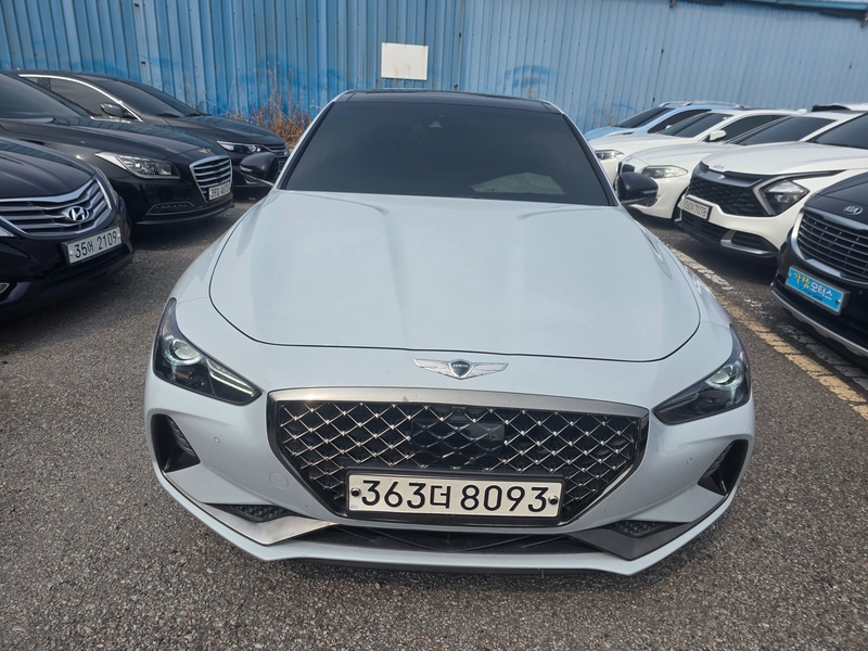Genesis G70