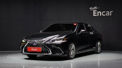 Lexus ES 2022