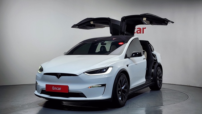 Tesla Model X 2023