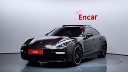 Porsche Panamera 2019