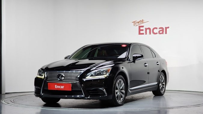 Lexus LS 2015