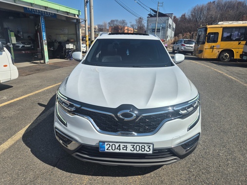 Samsung QM6 2023
