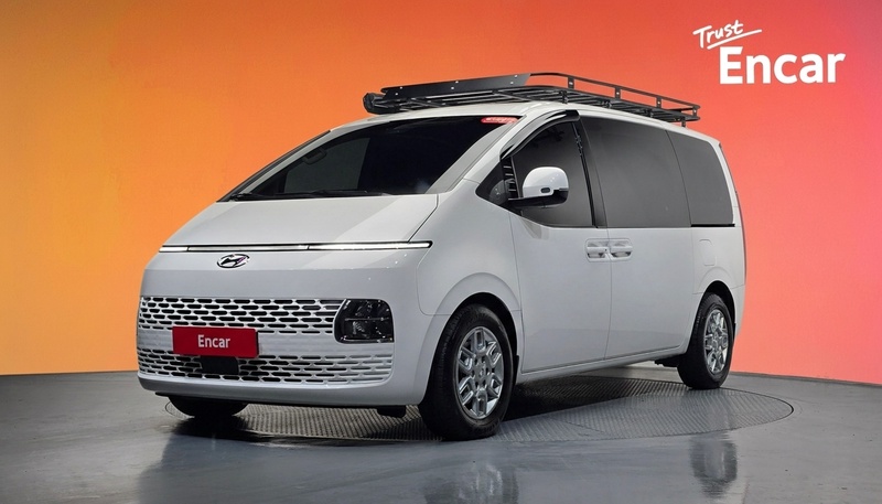 Hyundai Staria