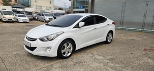 Hyundai Avante 2011