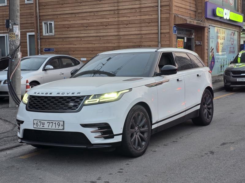 Land Rover Velar