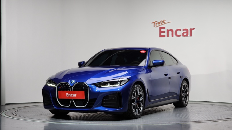BMW i4