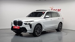 BMW X7 2025