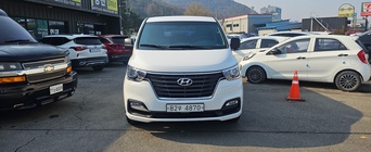 Hyundai Starex 2019