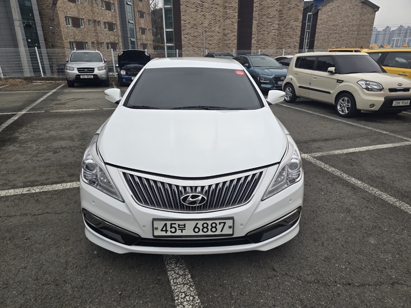 Hyundai Grandeur