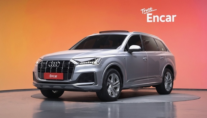 Audi Q7 2021