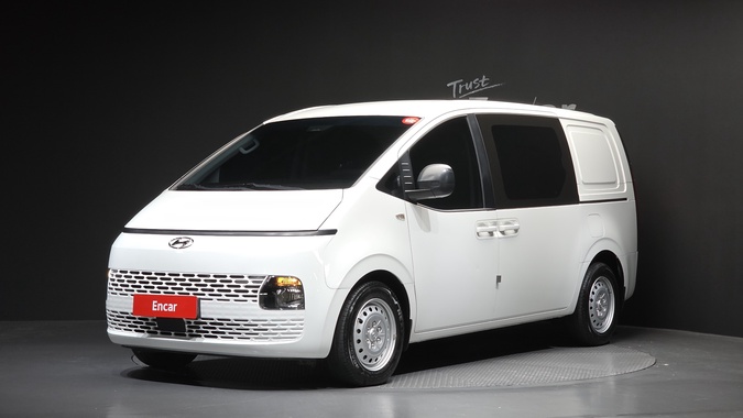 Hyundai Staria 2024