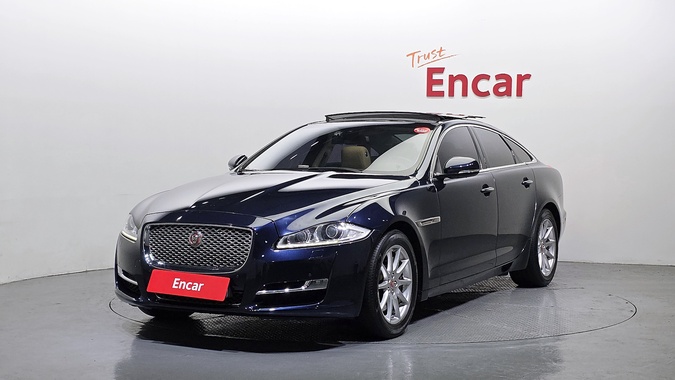 Jaguar XJ 2016