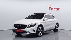 Mercedes-Benz GLA-Class 2015