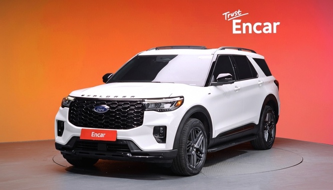 Ford Explorer 2025