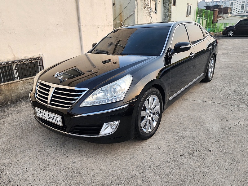 Hyundai Equus