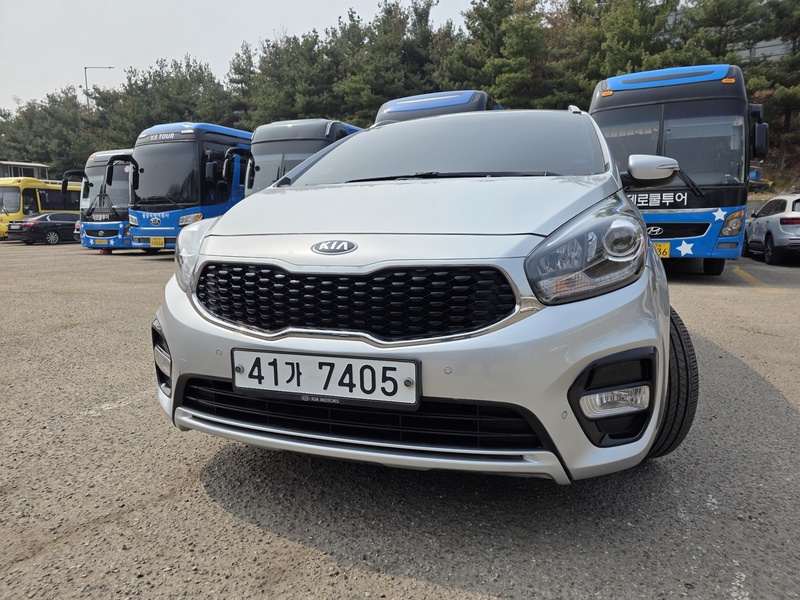 Kia Carens