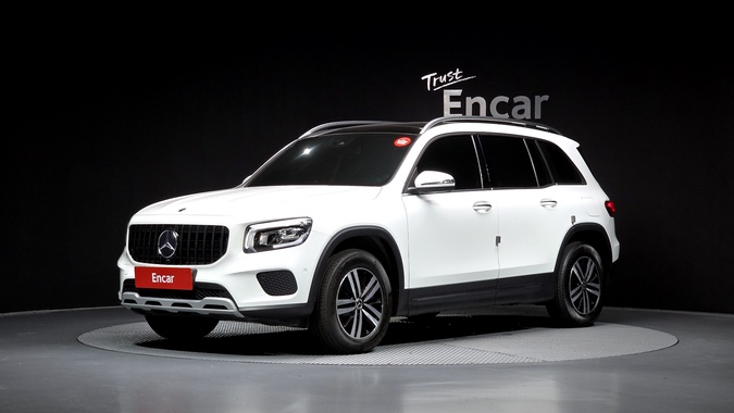 Mercedes-Benz GLB-Class 2021