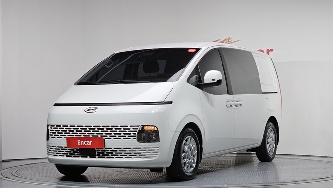 Hyundai Staria 2022