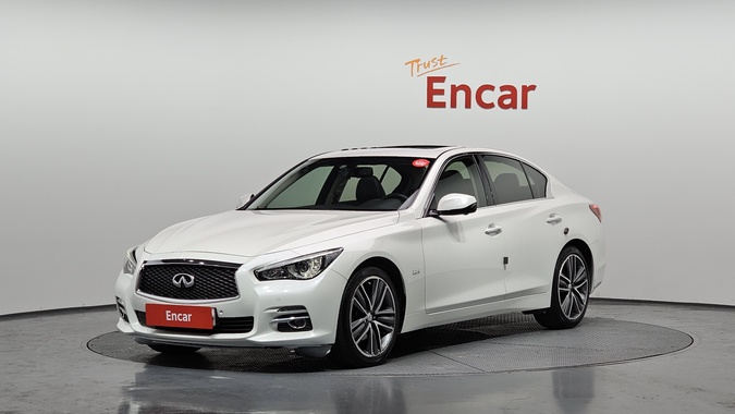 Infiniti Q50 2016