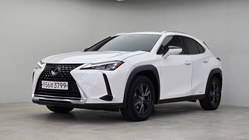 Lexus UX 2021