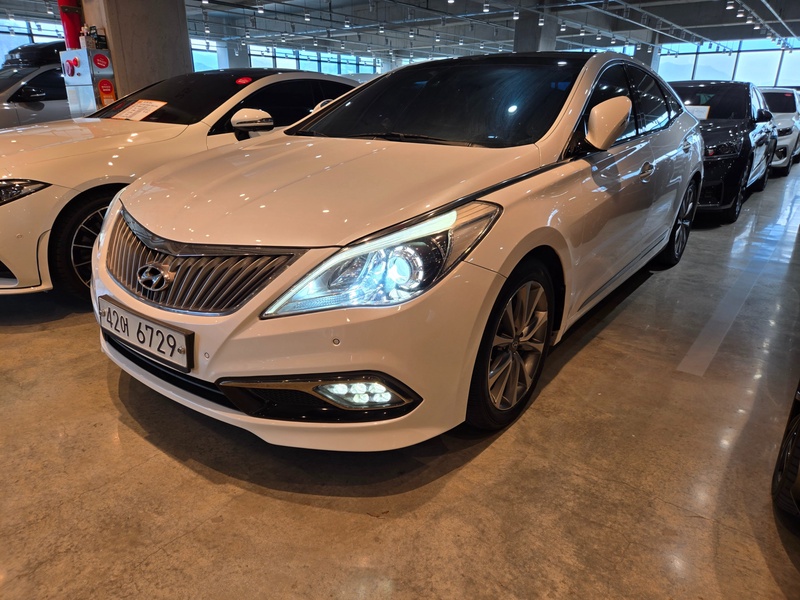 Hyundai Grandeur