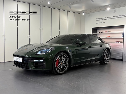 Porsche Panamera 2025