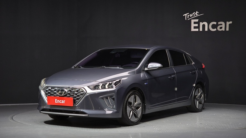 Hyundai Ioniq