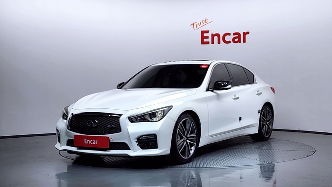 Infiniti Q50 2015