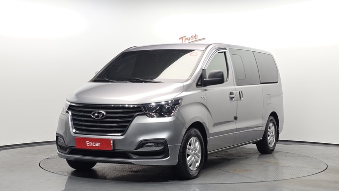 Hyundai Starex 2018