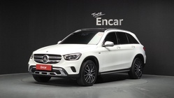 Mercedes-Benz GLC-Class 2021