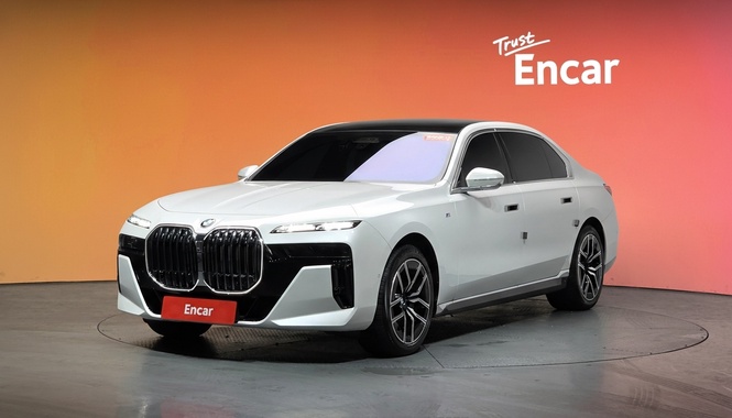 BMW 7 Series 2023