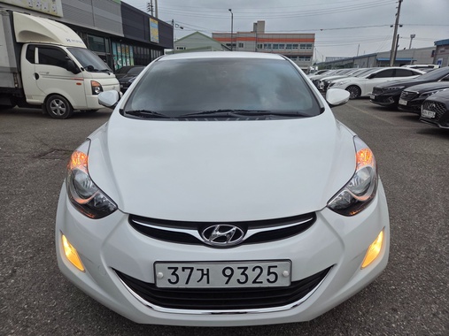 Hyundai Avante 2011