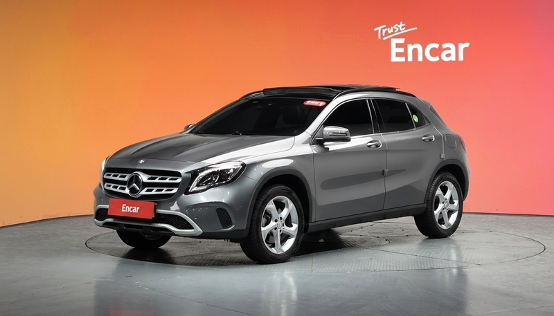 Mercedes-Benz GLA-Class