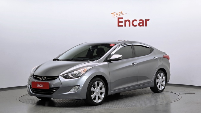 Hyundai Avante 2012