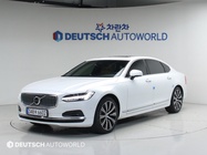 Volvo S90 2022