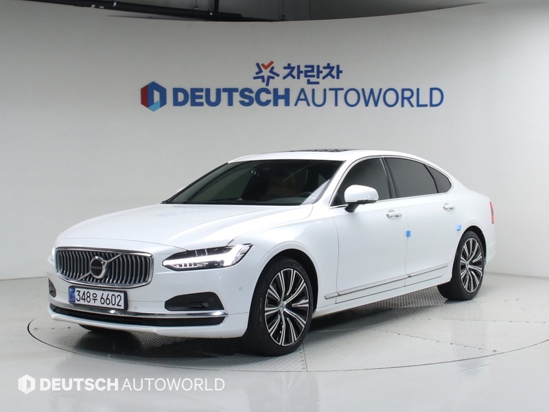 Volvo S90
