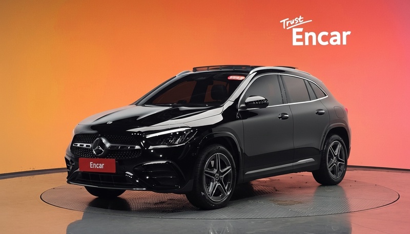 Mercedes-Benz GLA-Class