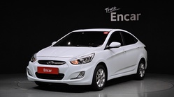 Hyundai Accent 2015