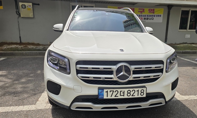 Mercedes-Benz GLB-Class