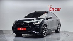 Audi Q8 2021