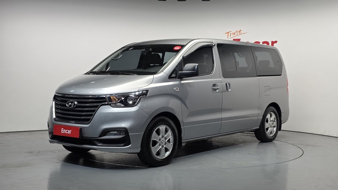 Hyundai Starex 2019