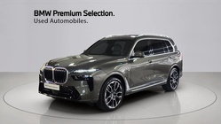 BMW X7 2025