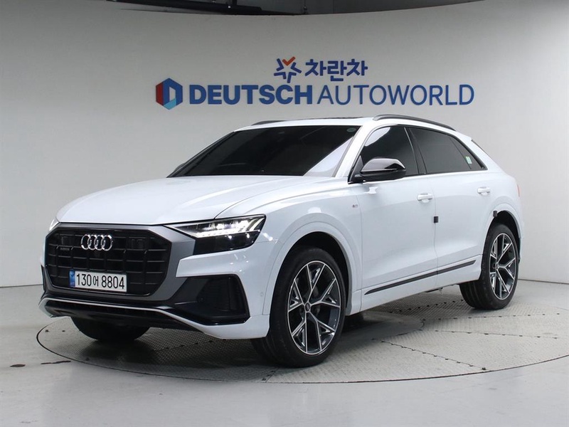 Audi Q8