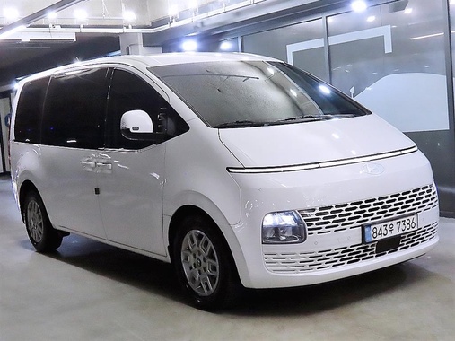 Hyundai Staria 2024