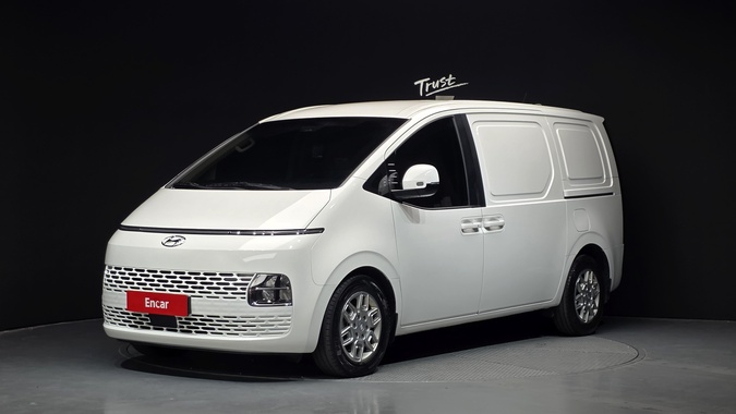 Hyundai Staria 2023