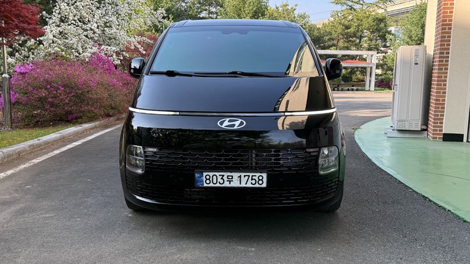 Hyundai Staria 2024