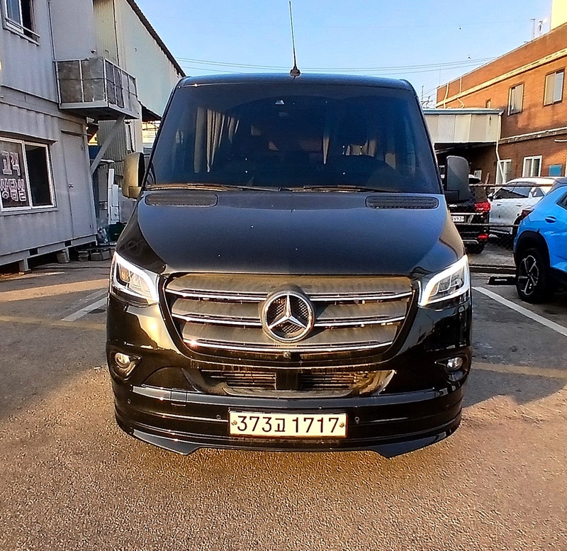 Mercedes-Benz Sprinter