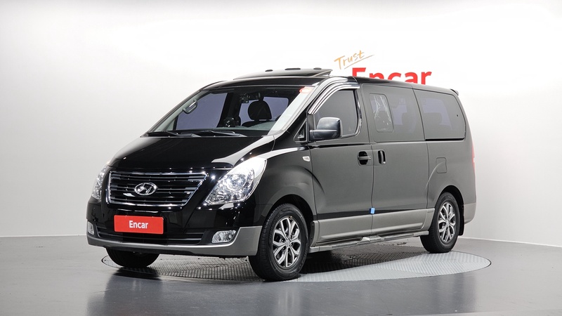 Hyundai Starex