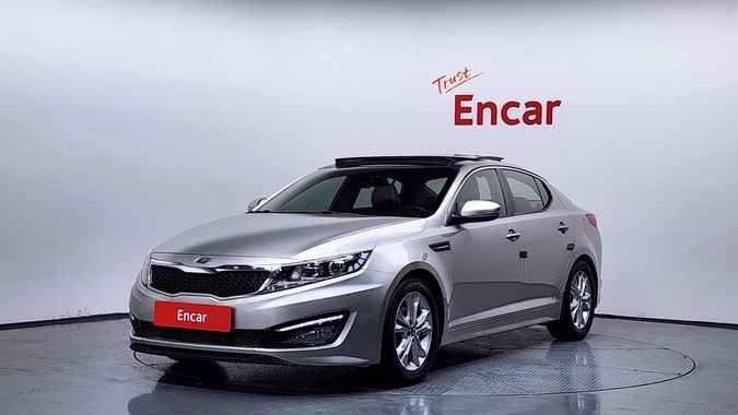 Kia K5 2011
