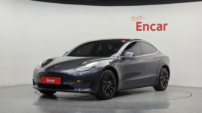 Tesla Model 3 2020